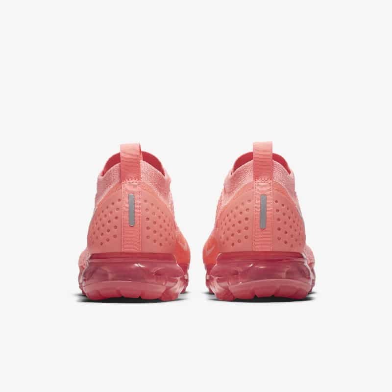 Vapormax flyknit best sale crimson pulse